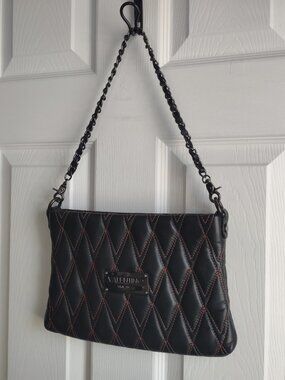 Valentino - vintage - Italian leather quilted crossbody clutch - EUC